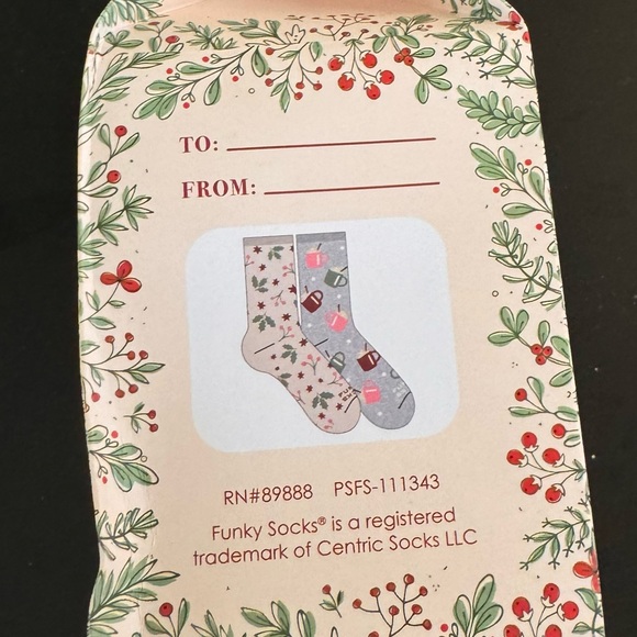 Egg Nog Funky Crew Socks Holiday Winter Themed Socks in Gift Box NWT - Picture 5 of 6